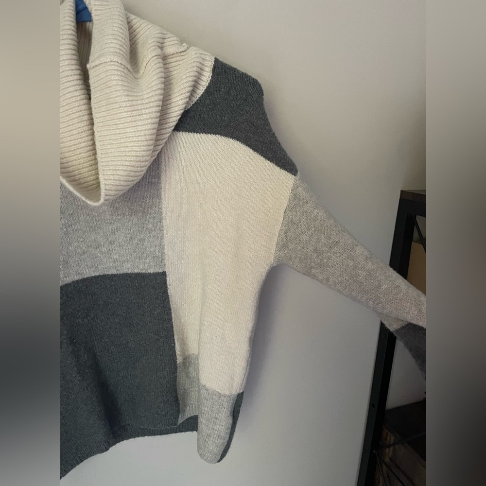 C&C California Color Block Wool Blend Turtleneck … - image 2